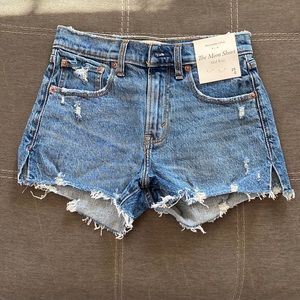 Abercrombie & Fitch The Mom Short Mid-Rise size 0